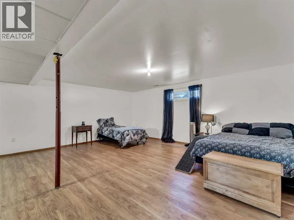 27 Turner Drive SE