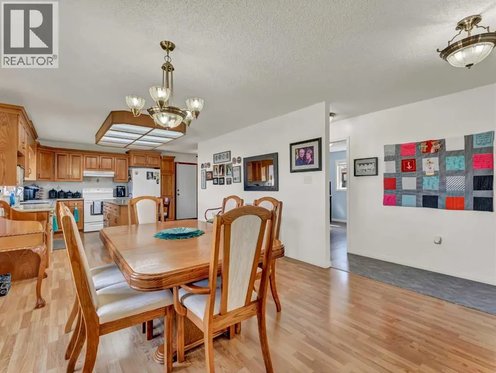 27 Turner Drive SE