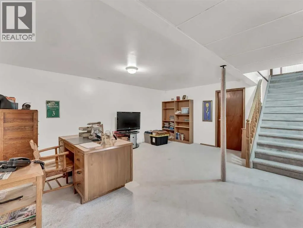 27 Turner Drive SE