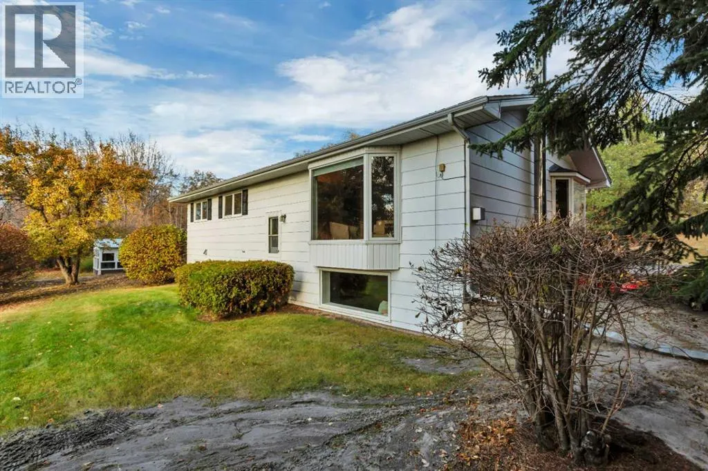 8, 38349 Range Road 270