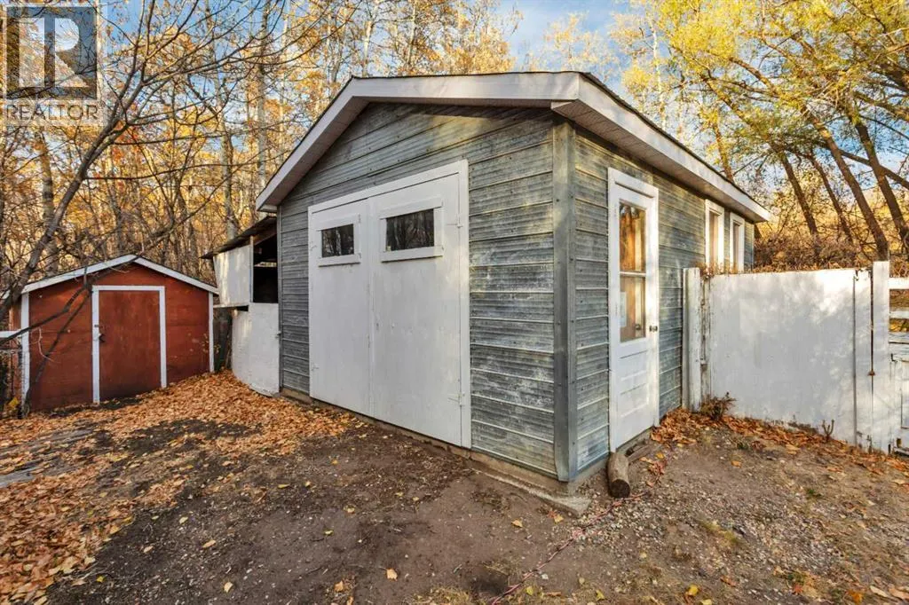 8, 38349 Range Road 270