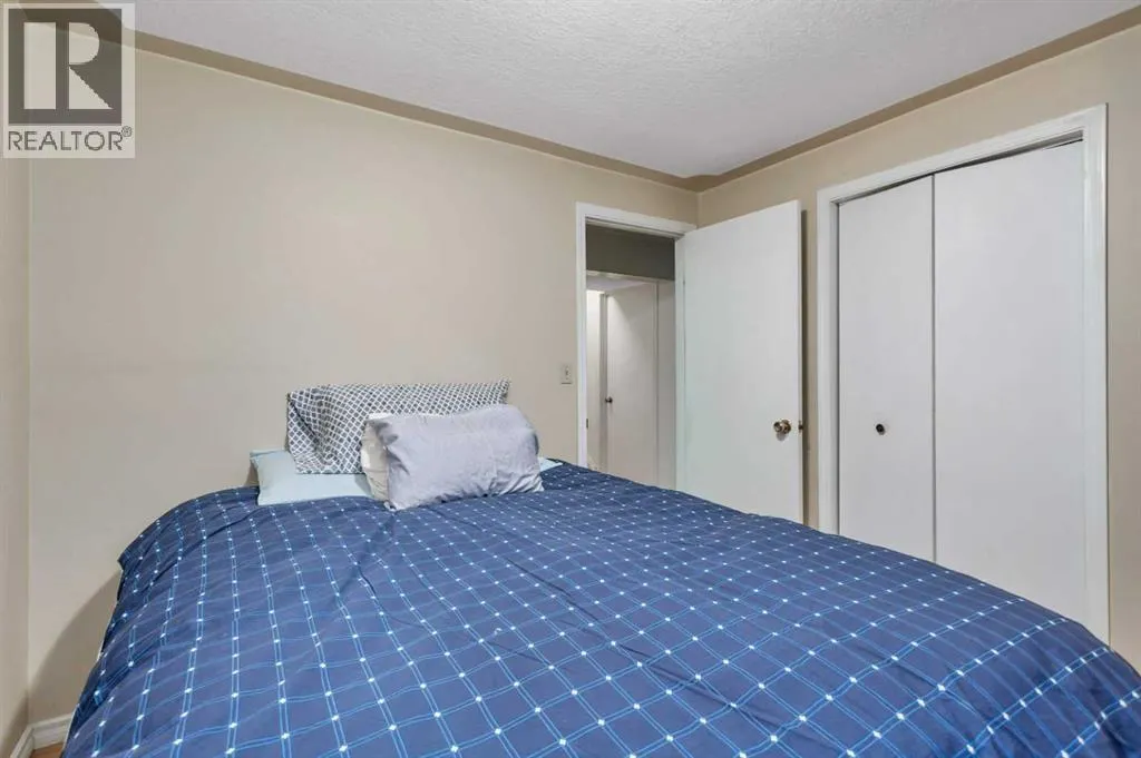 8, 38349 Range Road 270