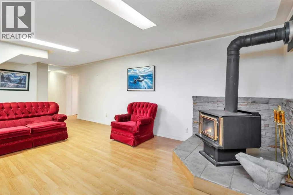 8, 38349 Range Road 270