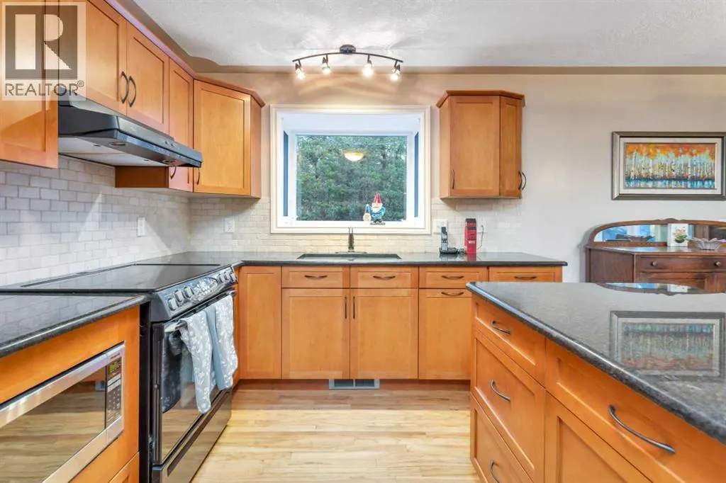 8, 38349 Range Road 270