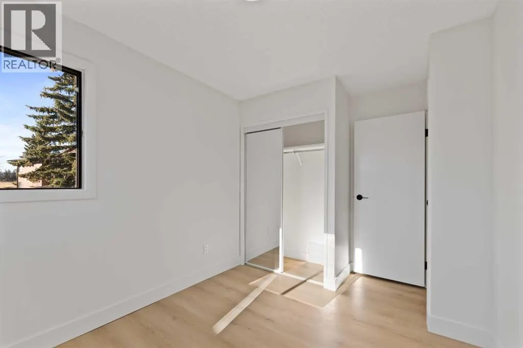 26 Glamis Gardens SW