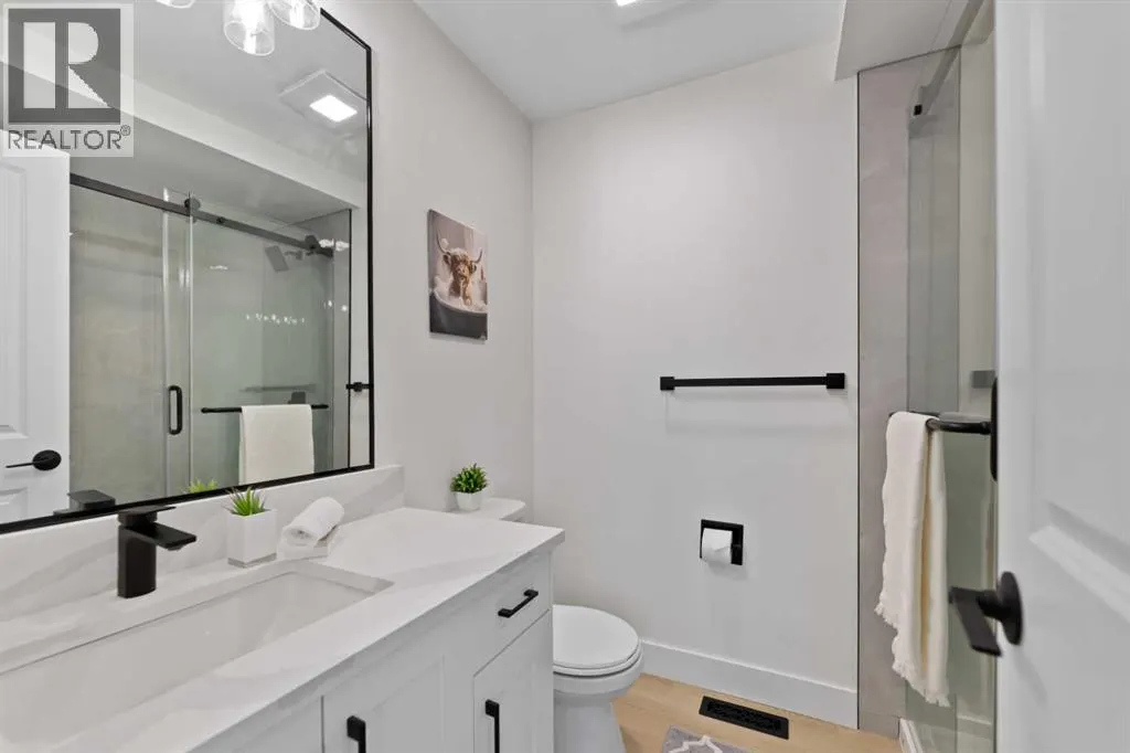 26 Glamis Gardens SW
