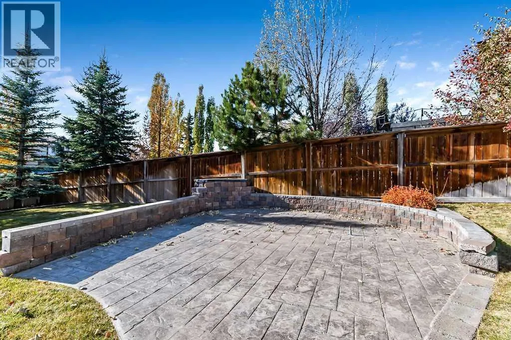 14 Crystal Green Grove