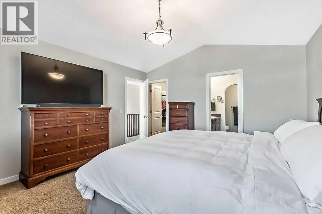 14 Crystal Green Grove