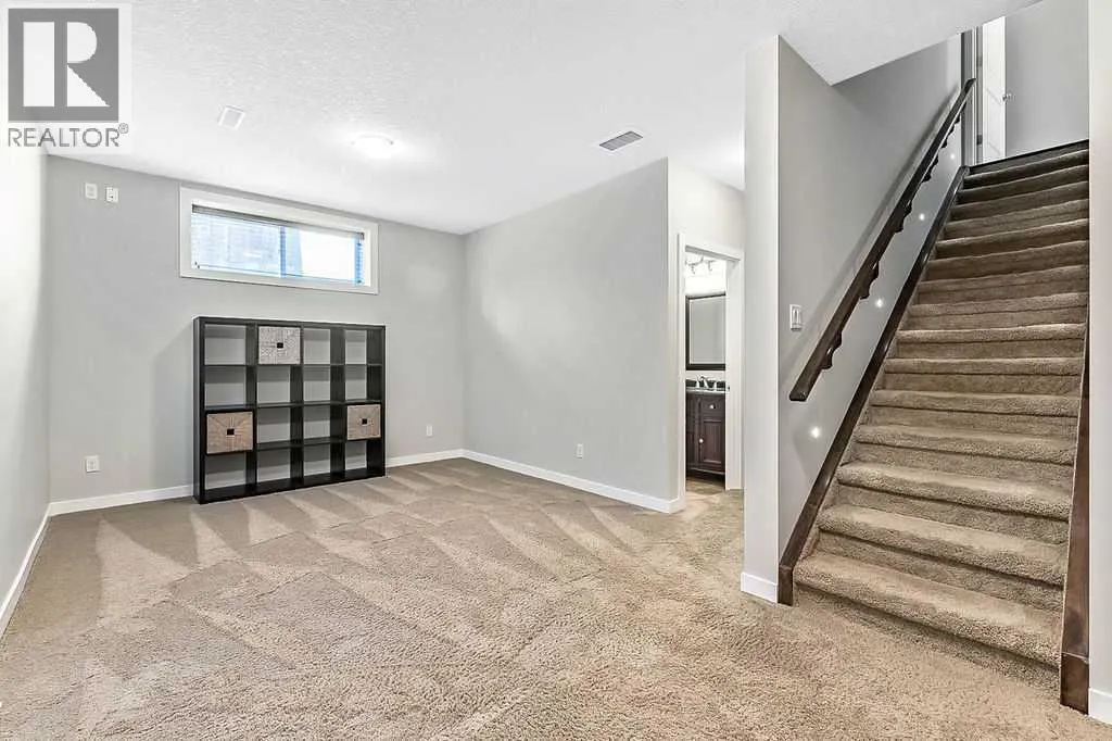 14 Crystal Green Grove