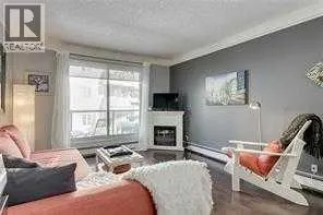 303, 644 Meredith Road NE