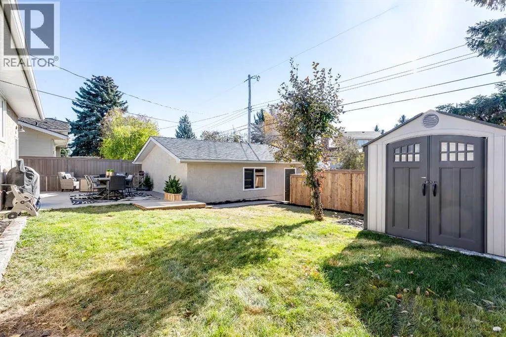 959 Parkwood Way SE