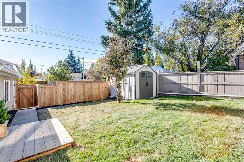 959 Parkwood Way SE