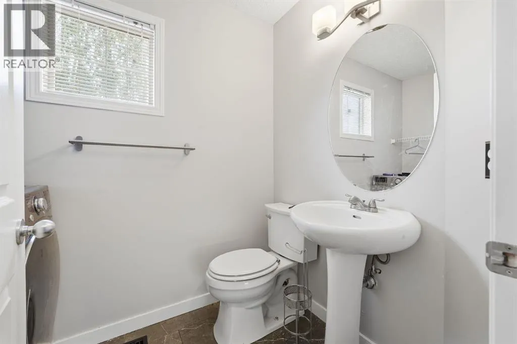 168 Copperfield Court SE