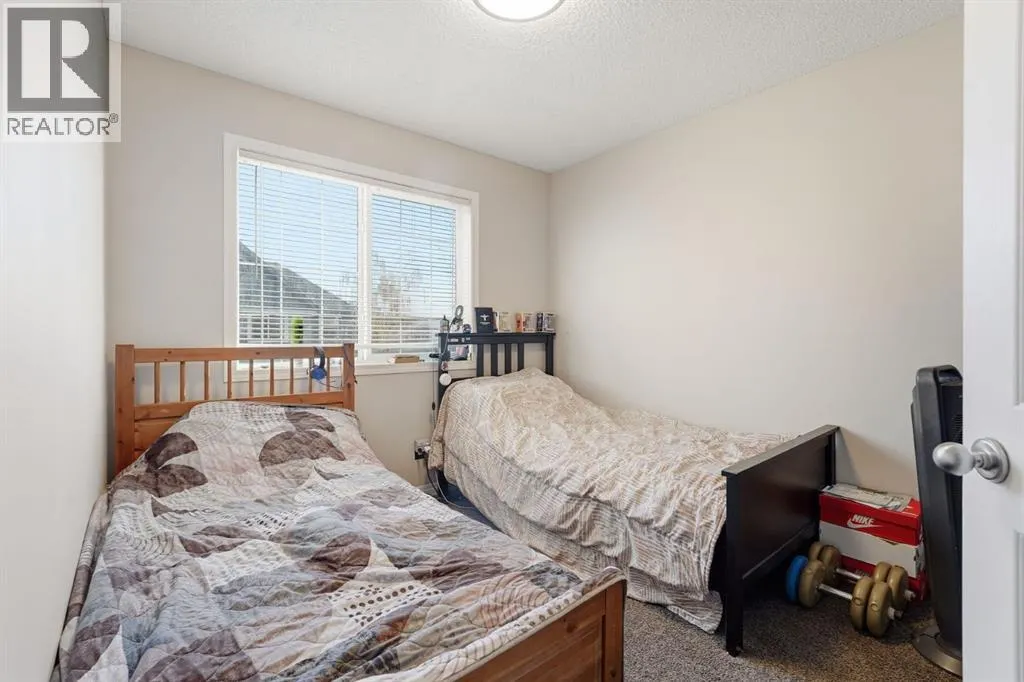 168 Copperfield Court SE