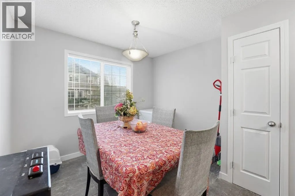 168 Copperfield Court SE