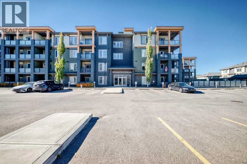 #305, 150 Auburn Meadows Manor SE