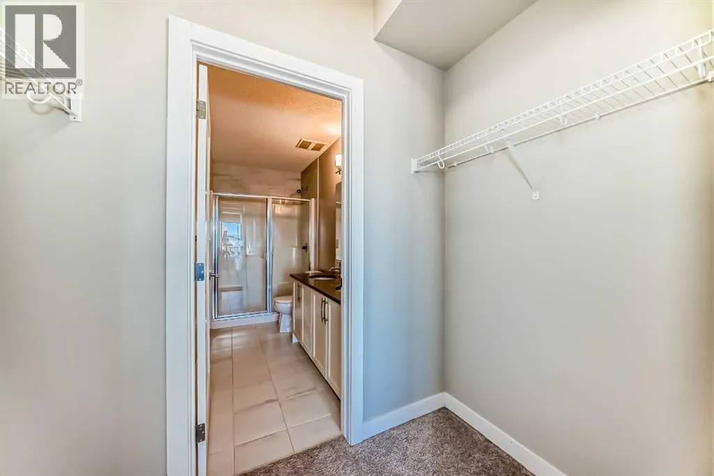 #305, 150 Auburn Meadows Manor SE