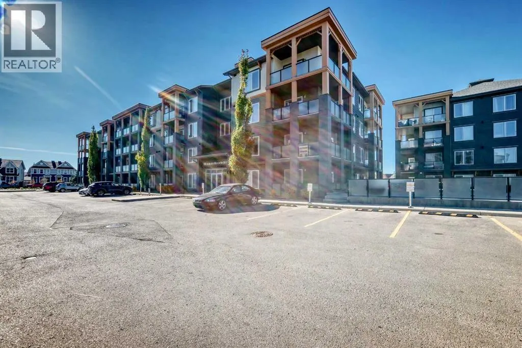 #305, 150 Auburn Meadows Manor SE