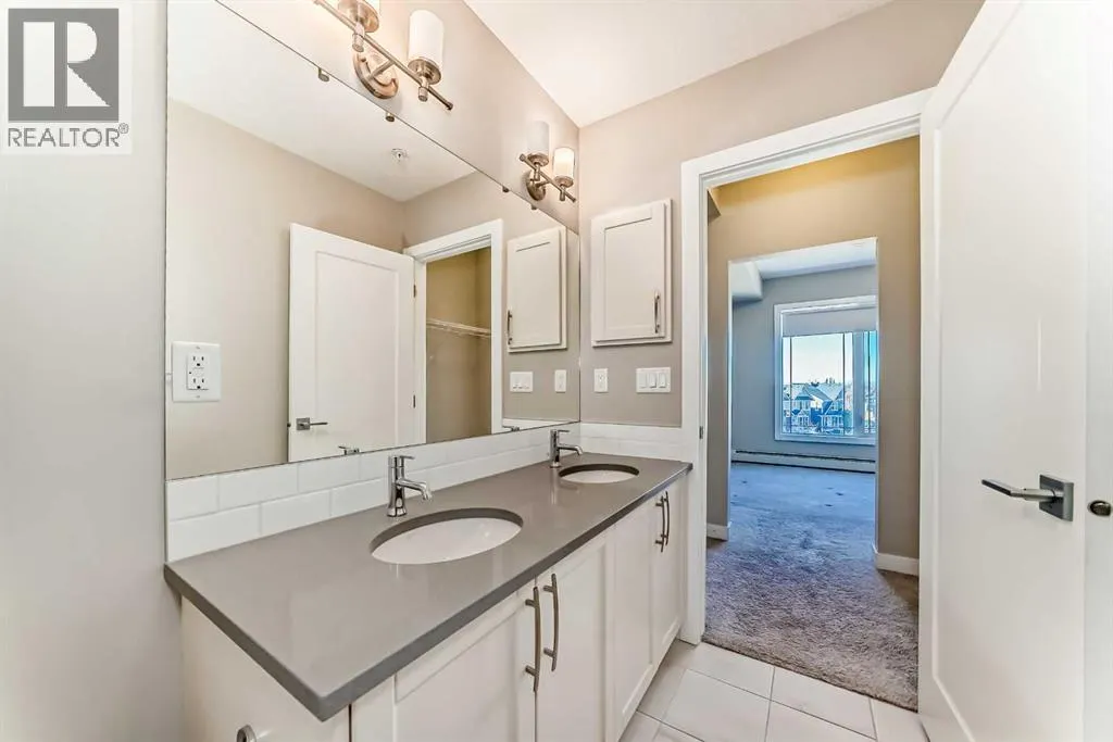 #305, 150 Auburn Meadows Manor SE