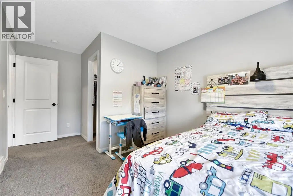 15 Creekside Grove SW