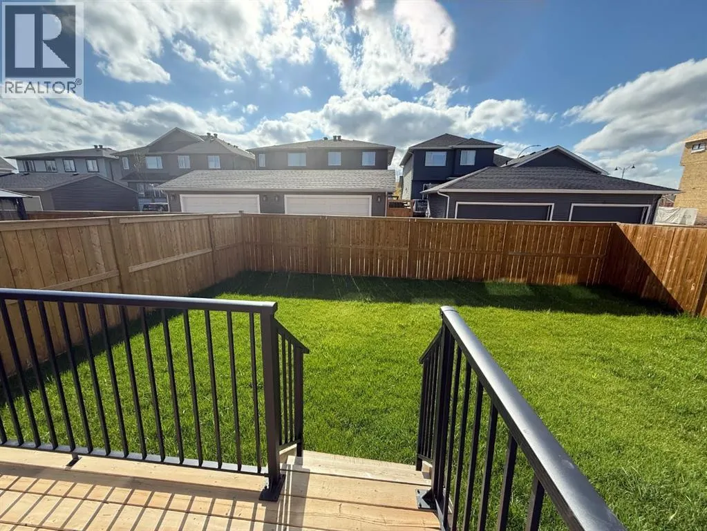 15 Creekside Grove SW