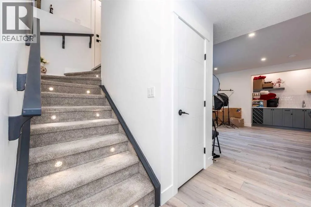 53 Hampstead Mews NW