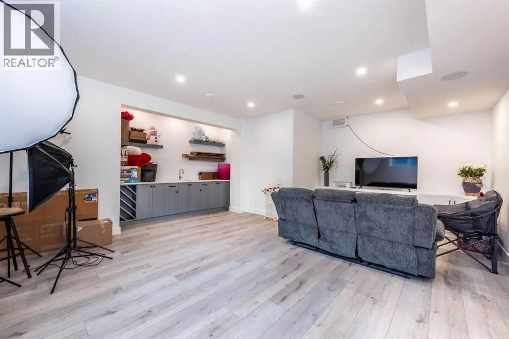 53 Hampstead Mews NW
