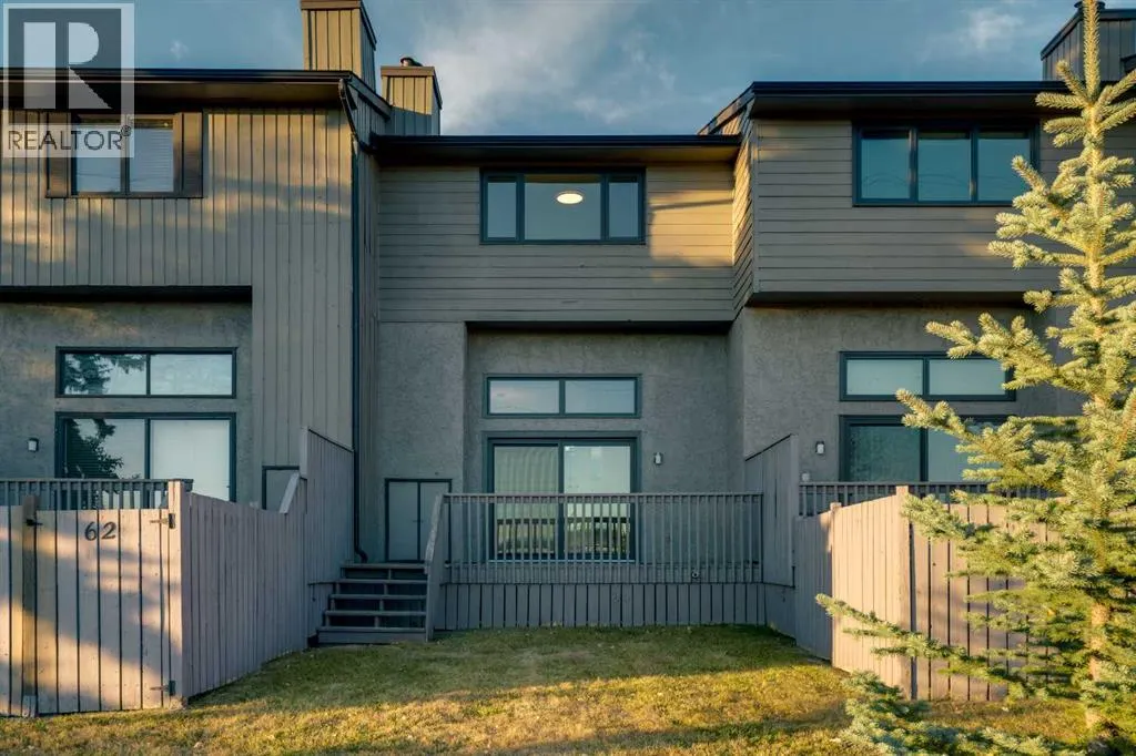 64, 23 Glamis Drive SW