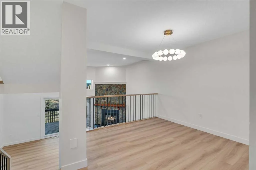 64, 23 Glamis Drive SW