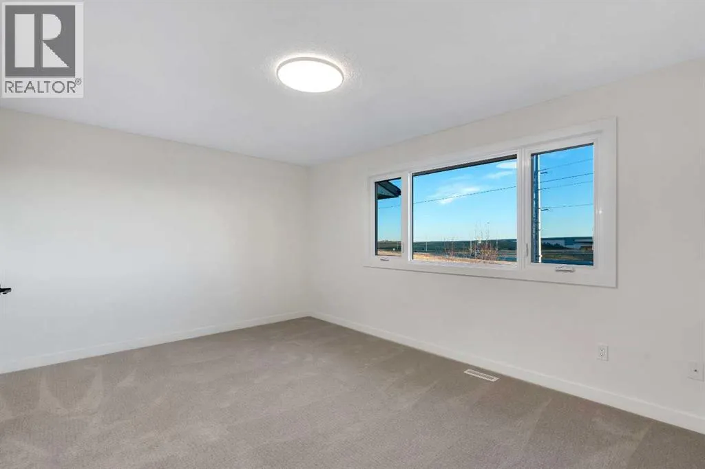 64, 23 Glamis Drive SW