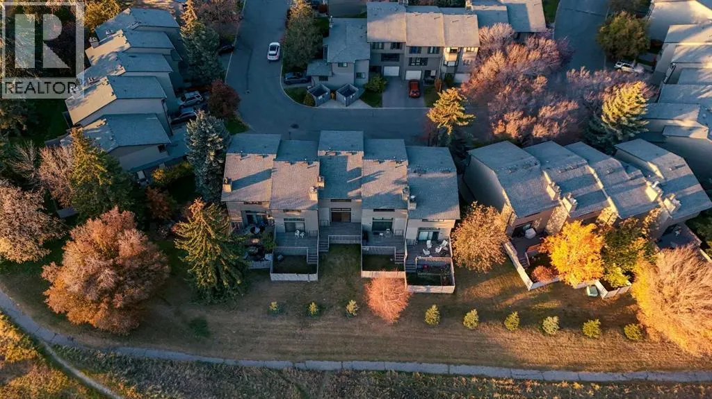 64, 23 Glamis Drive SW