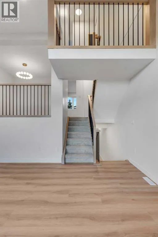 64, 23 Glamis Drive SW
