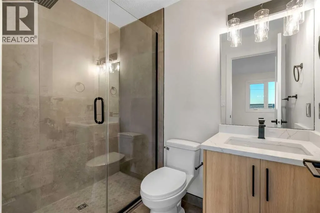 64, 23 Glamis Drive SW