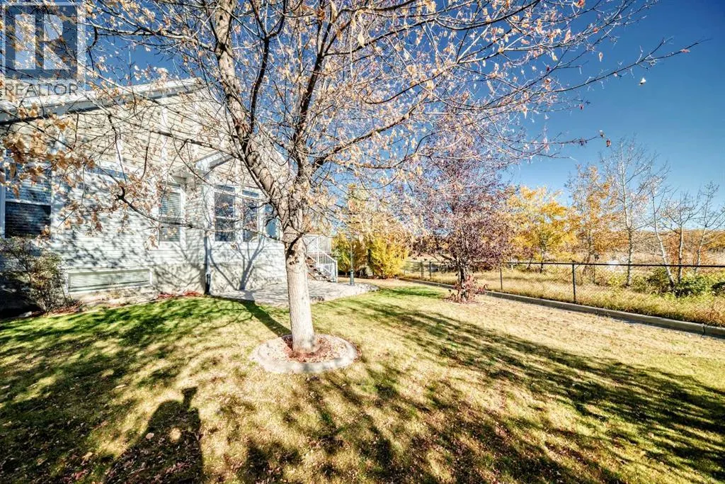 75 Cougar Ridge Heights SW