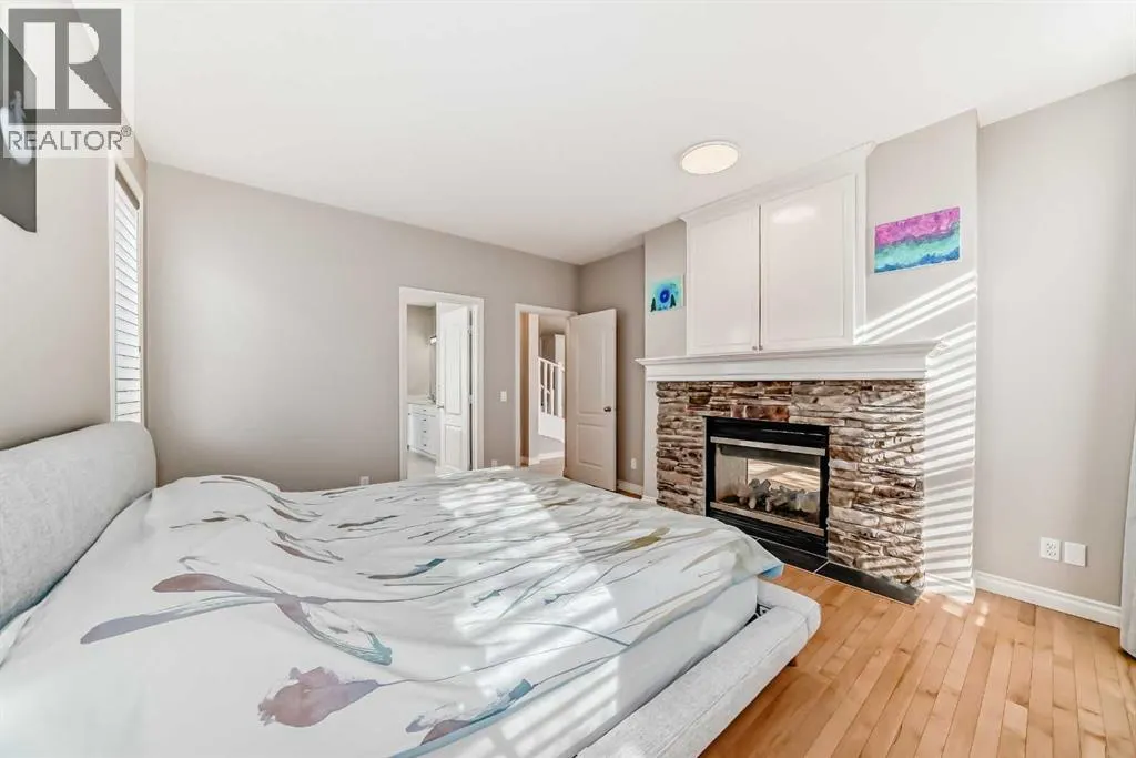 75 Cougar Ridge Heights SW