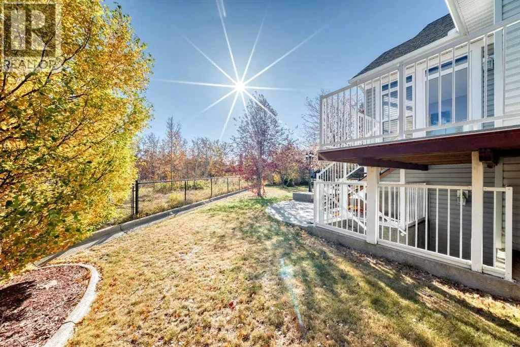 75 Cougar Ridge Heights SW