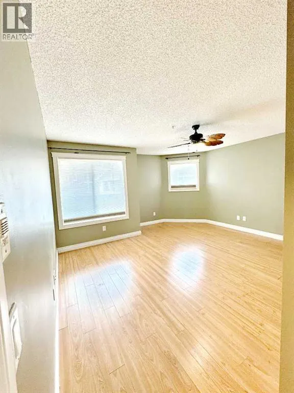 2126, 700 Willowbrook Road NW