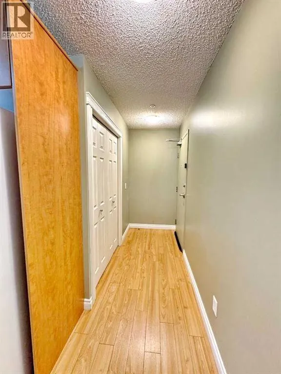 2126, 700 Willowbrook Road NW