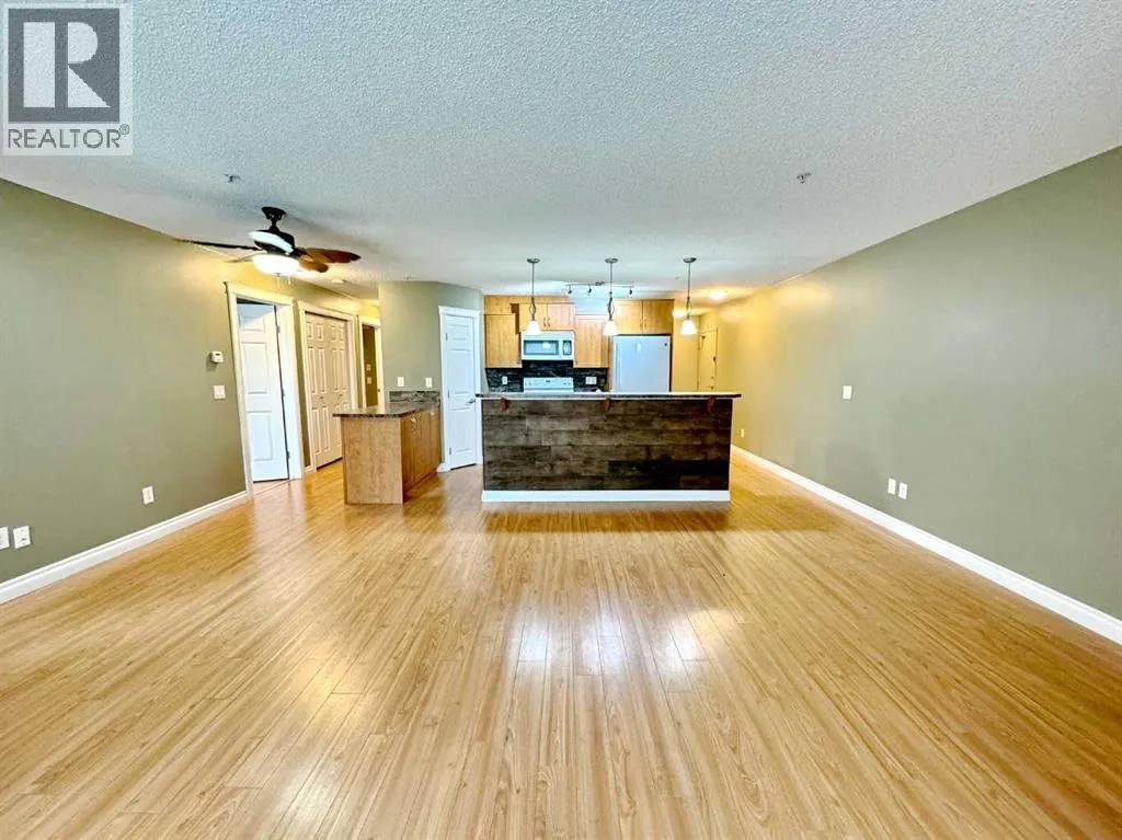 2126, 700 Willowbrook Road NW