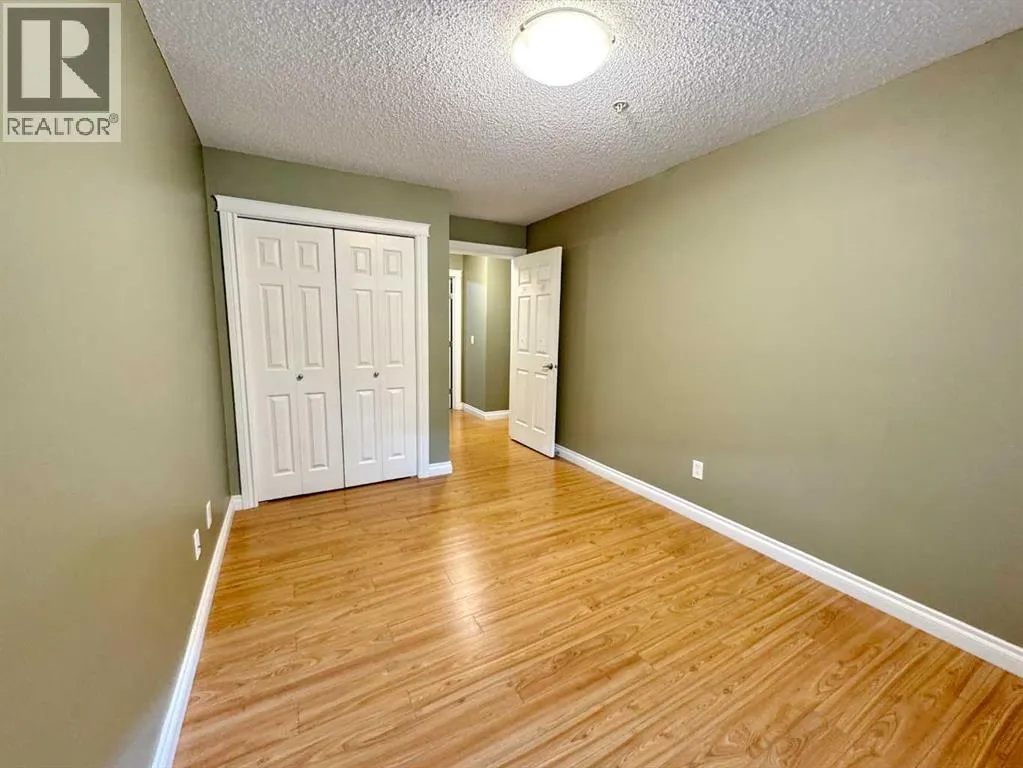 2126, 700 Willowbrook Road NW