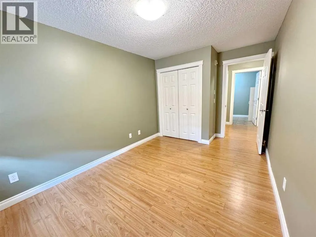 2126, 700 Willowbrook Road NW