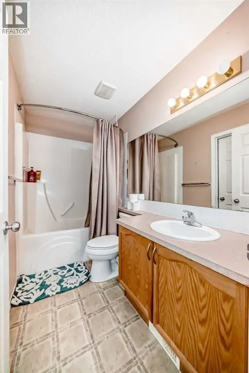 238 Bridleridge Way SW