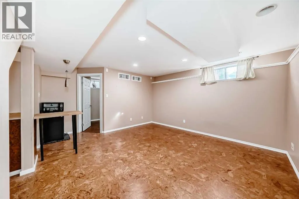 238 Bridleridge Way SW