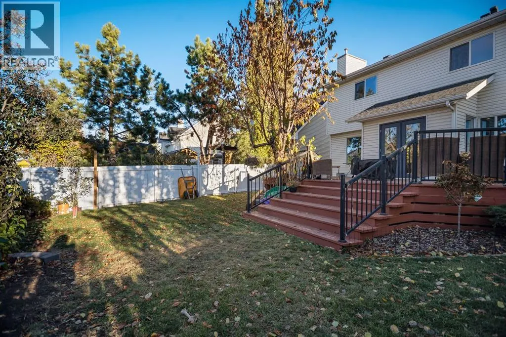 18 Westridge Crescent