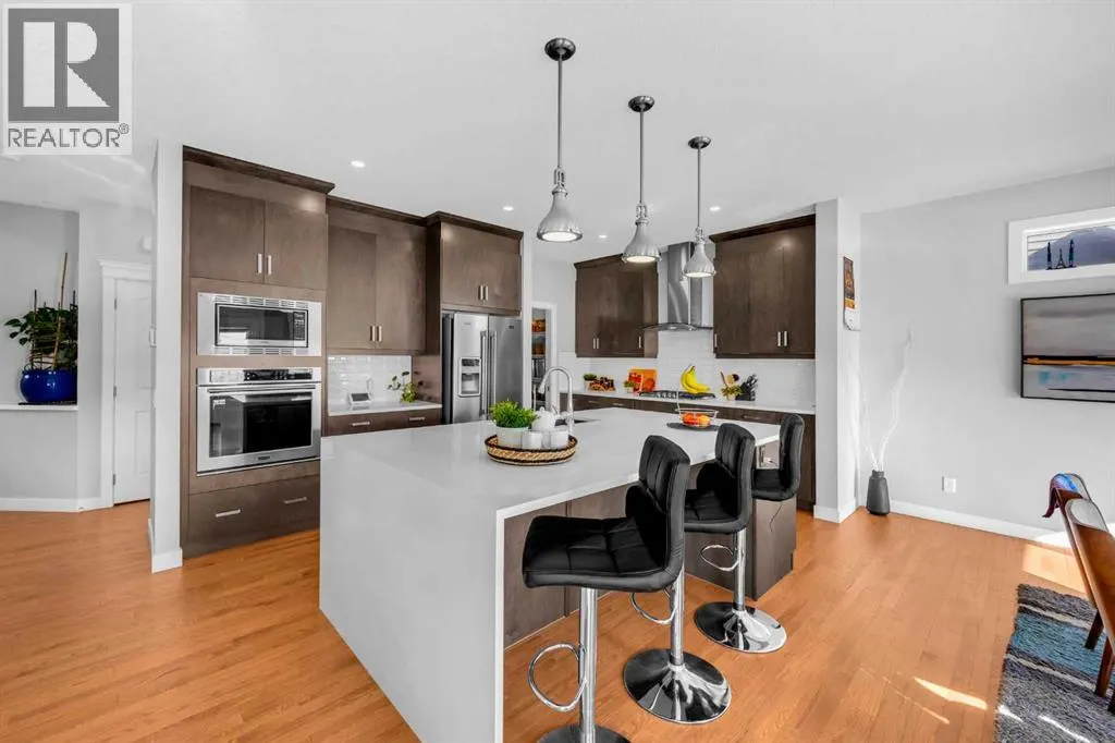 660 Reynolds Crescent SW