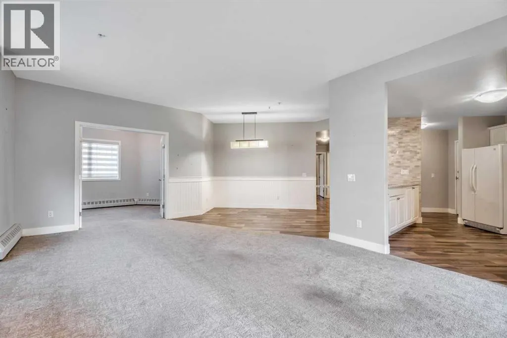 112, 43 Westlake Circle