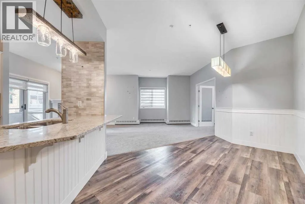 112, 43 Westlake Circle