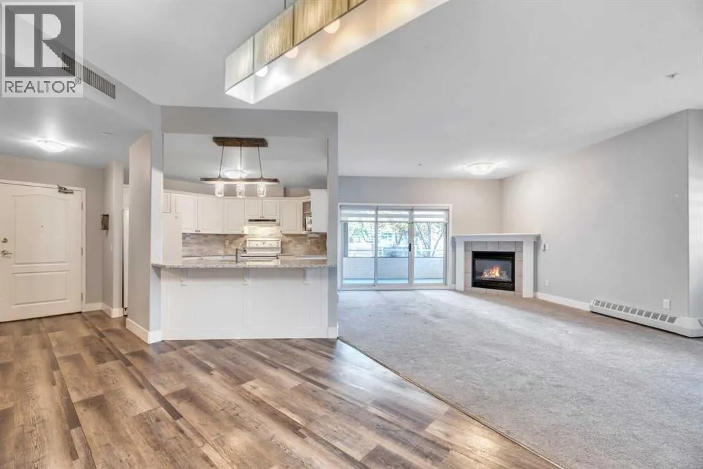 112, 43 Westlake Circle