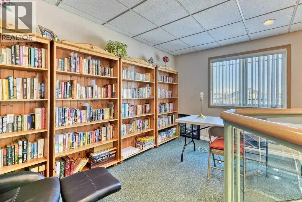 112, 43 Westlake Circle