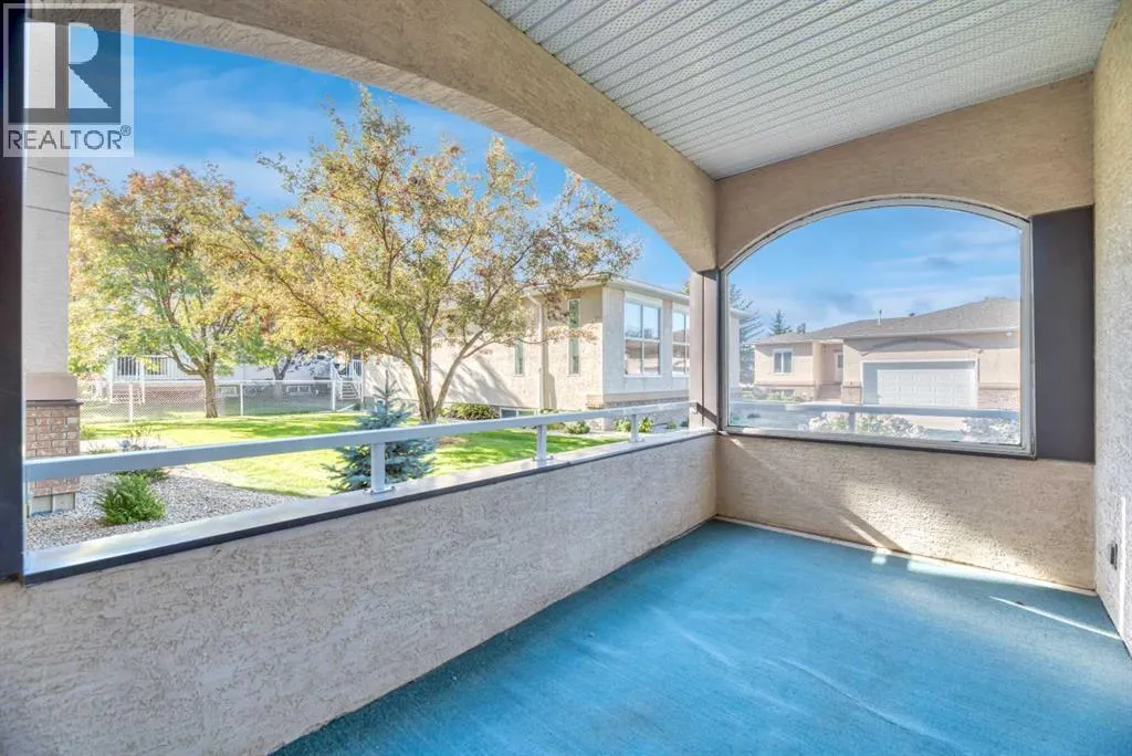 112, 43 Westlake Circle